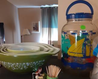 VTG Pyrex Nesting Bowls, Drink Container, Vintage Toothpick Holder