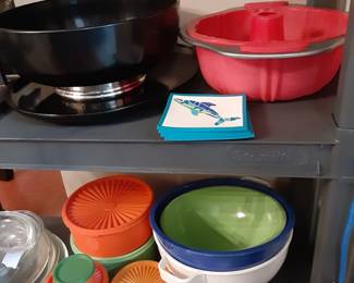 Tupperware, Silicone Bundt Cake Pan & Misc