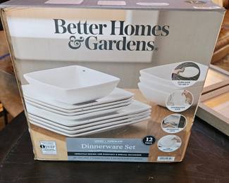 Dish Set New In The Box