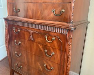 Drexel chest of drawers