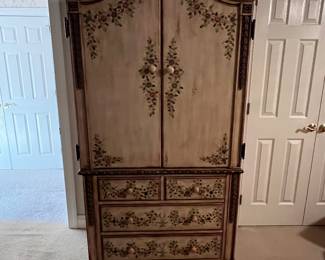 Chest/cabinet