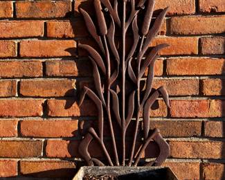 Iron wall decor 