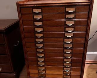 Antique flat file drawer chest 