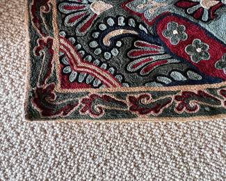 Small chain stitch rug