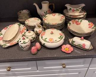 Franciscan Desert Rose set