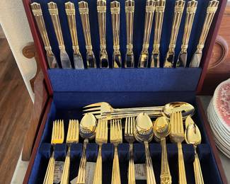 Gold plated flatware set