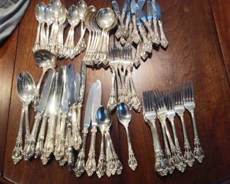 Lung Eloquence sterling silver set. Ornate beautiful heavy large set