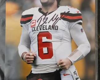 BAKER MAYFIELD AUTOGRAPHED 8X10 WITH C.O.A.