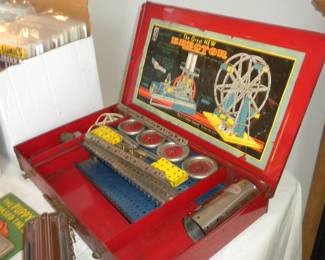 3 vintage Erector sets