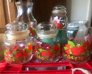 Strawberry shortcake pieces 