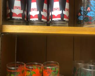 Much vintage glassware