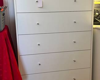 Chest of drawers