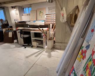 BASEMENT ART STUDIO ROOM