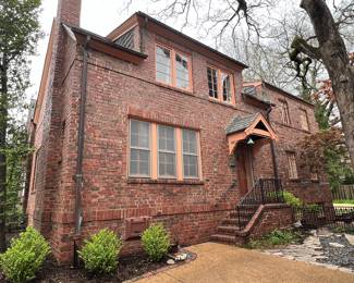 Welcome...The Artist's Home!