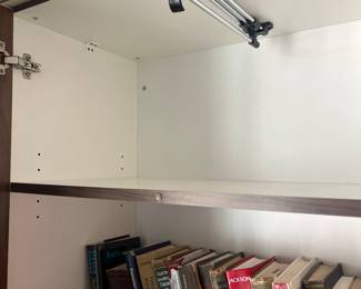 Hang or shelf options