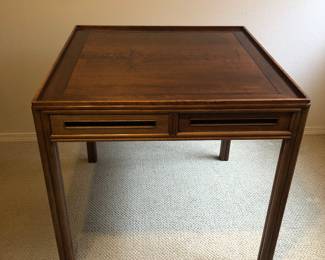 4 Drawer Gaming Table. L: 31.3/8in | W: 31.3/8in | H: 30.1/4in