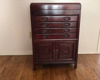 Rosewood Flatware Chest. H: 32in | W: 22in | D: 13.7/8in