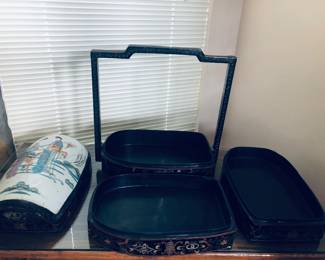 Japanese Lacquer and Porcelain Lunch Box with 3 compartments