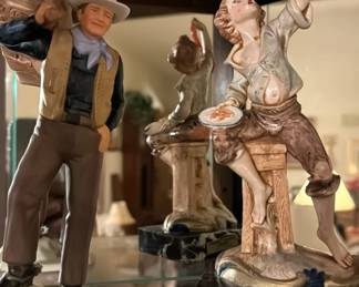 John Wayne as Bob Seton & Fontanini Simonetti Boy Eating Spaghetti Figurine 