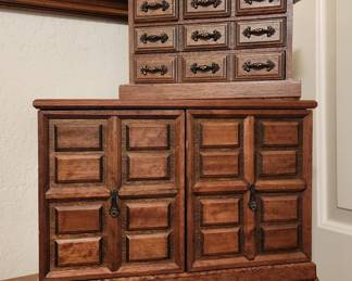 2 Jewelry Boxes