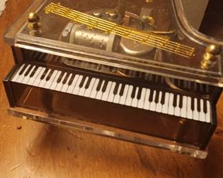 1980’s Schmid Collectibles Piano Music Box