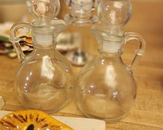 Cruet with stoppers