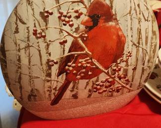 Stony Creek Cardinal Lighted Round Glass