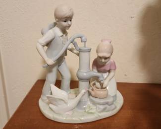 LLadro Style Boy & Girl w/ Duck @ Old Water Pump Filling Kettle Figurine