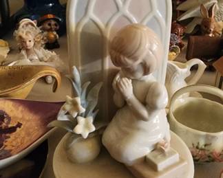 Enesco Figurine Music Box, "The Lords Prayer”