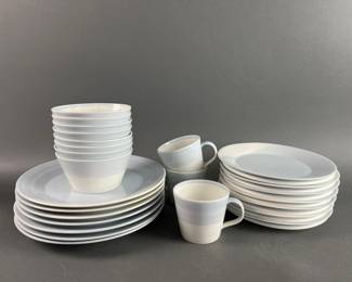 Lot 215 | Royal Doulton China