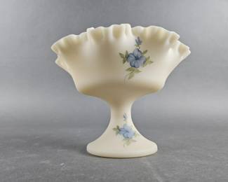 Lot 220 | Vintage Handpainted Ruffled Fenton Custard Glass