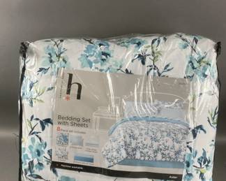 Lot 388 | New Home Expressions Bedding Set MSRP $150
