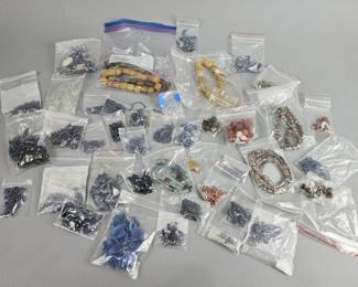 Lot 169 | Stone Bead Lot