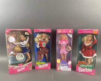 Lot 43 | 4 Vintage New Barbies