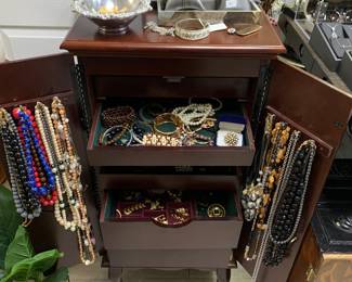 Huge selection of Vintage Jewelry from $2-20 and jewelry case $85