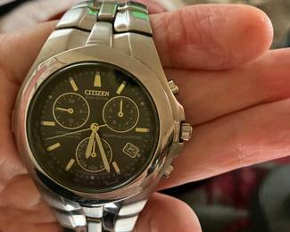 Citizen watch (needs new battery)