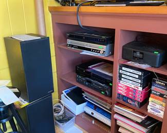 Vintage Stereo receiver, Vintage DVD/VHS player