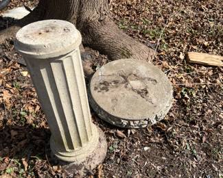 Cement birdbath base/pillar