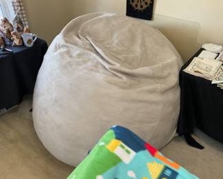 VERY LARGE LOVE SACK 