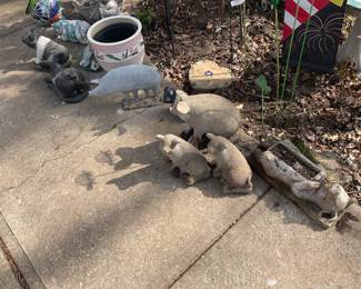 CONCRETE PIGS