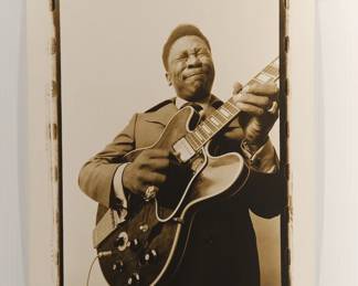 Signed Peter Amft black + white silver gelatin photograph, "BB King '69" Peter Amft Photography Chicago, Numbered edition 5/100