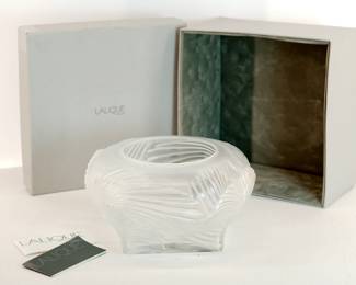 Another view of the Large Lalique, France, Hutan pattern bowl in its original box