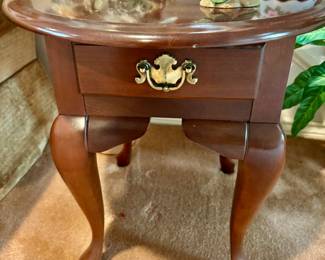 Vintage Queen Anne style side table