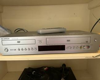 Samsung DVD-V8500 DVD/VCR Combo