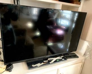 #30	Insignia old style Flat Screen  - Model  NS390310NA15 - 38" w/remote	 $75.00 			
