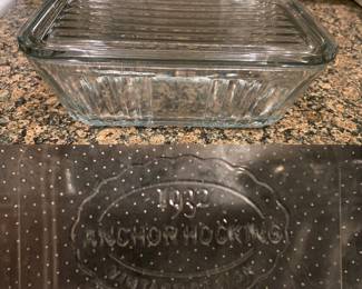 Vintage Design Anchor Hocking Glass Fridge Box