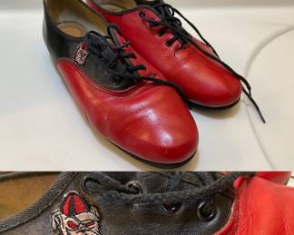 Georgia Bulldog leather Shoes 6-1/2?