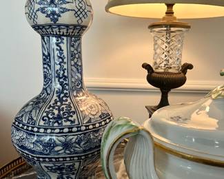 A very important Late 1780s/18th Century Blue Delft Vase with stunning detail hand painting!