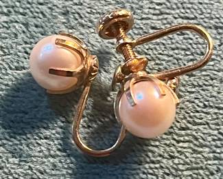 Large 1940s pearl earrings in 14k…France
