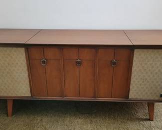 MCM stereo console (needs work)